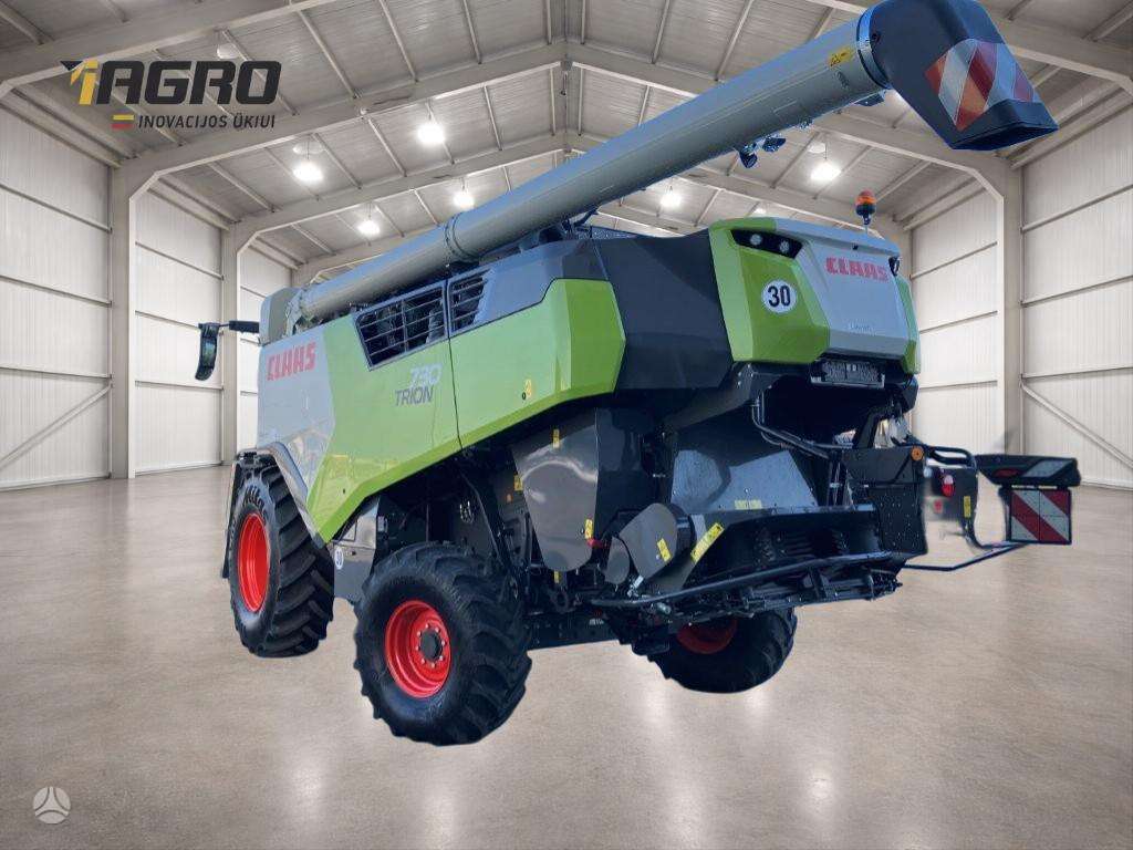 Claas Trion 730, kombaini