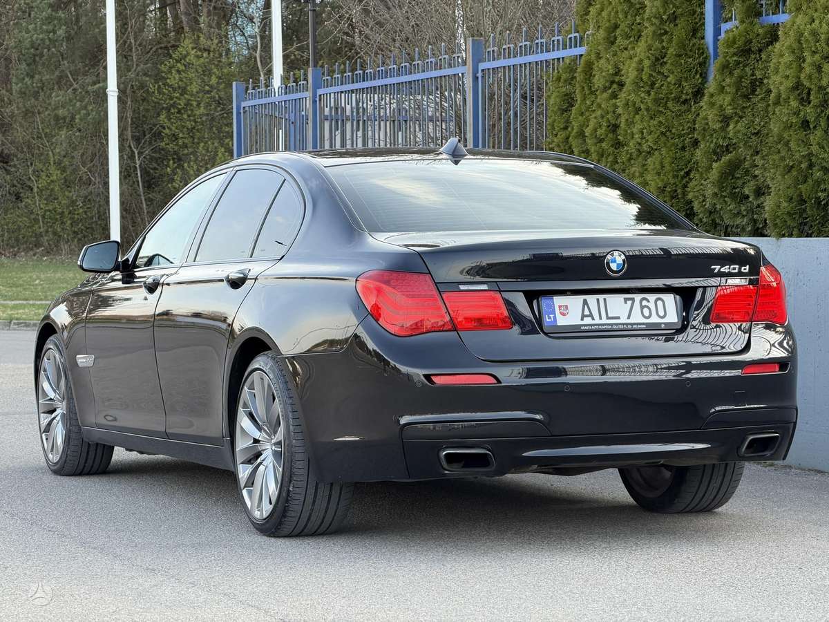 BMW 740, 3.0 l., Седан