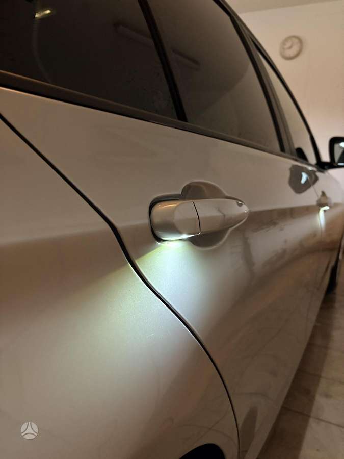 BMW 320, 2.0 l., wagon