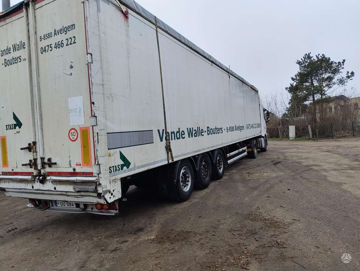 Kraker, with moving floor