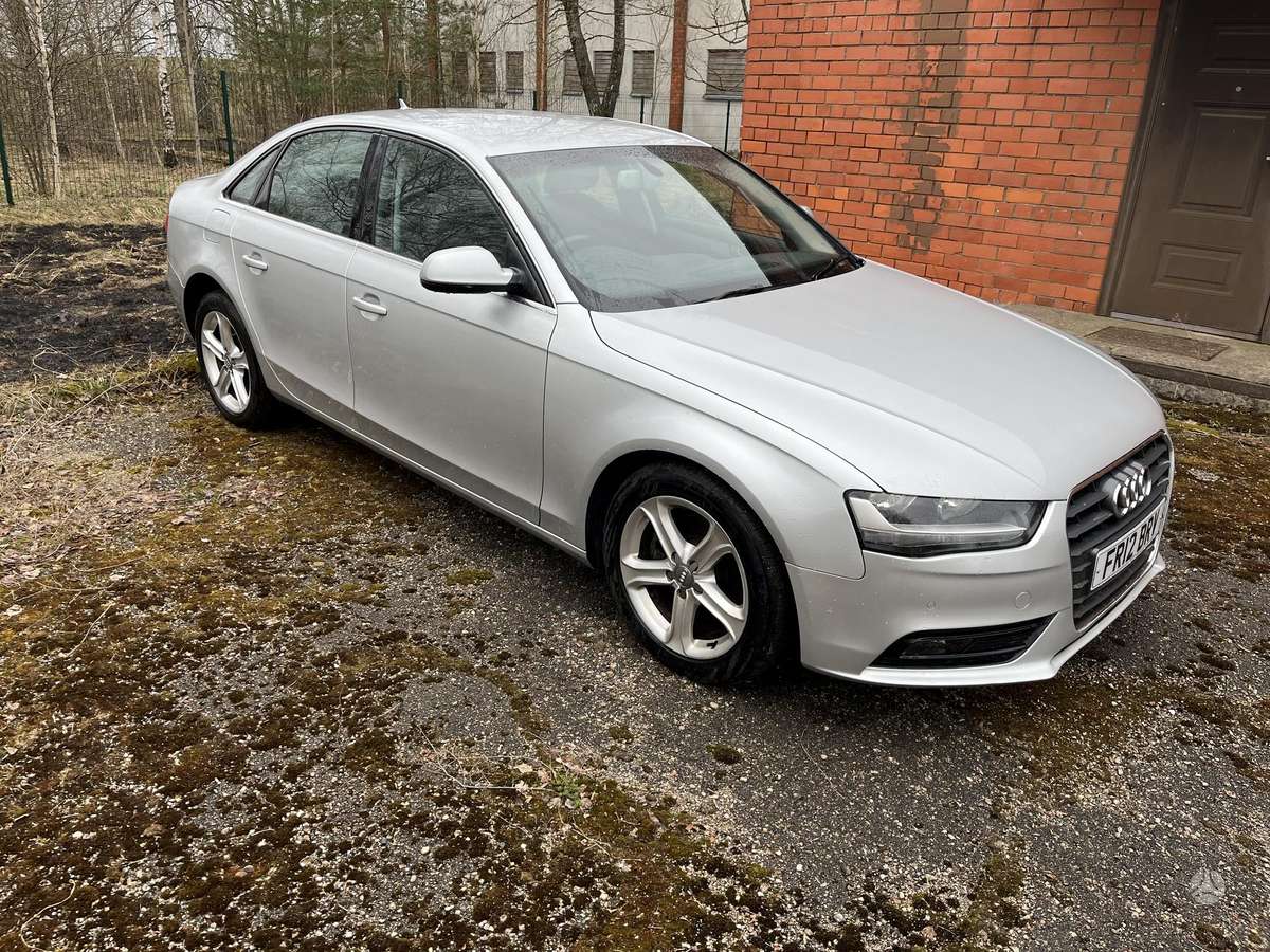 Audi A4, 2.0 l., Седан