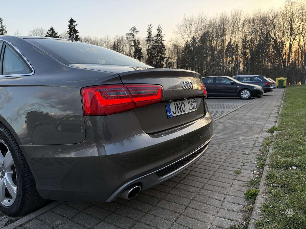 Audi A6, 3.0 l., sedanas