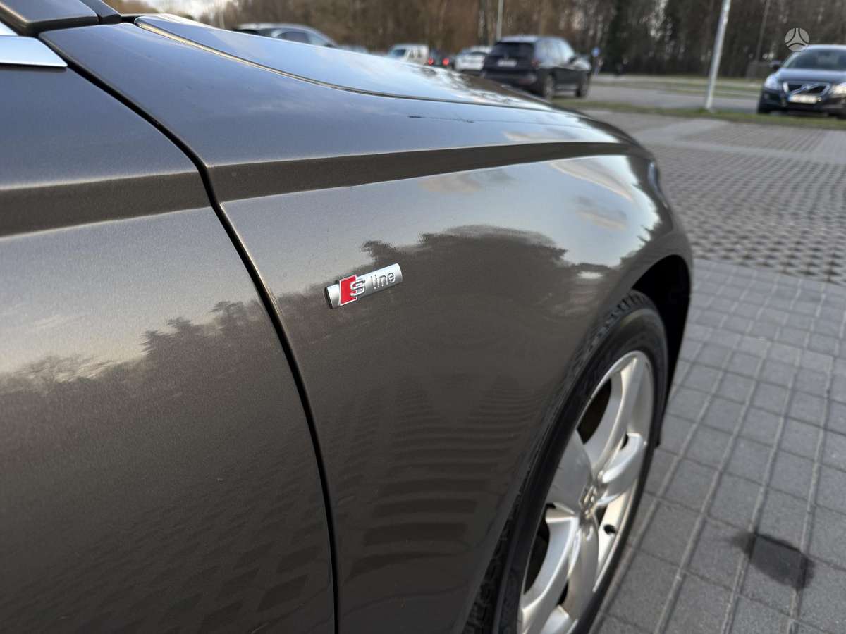 Audi A6, 3.0 l., sedanas