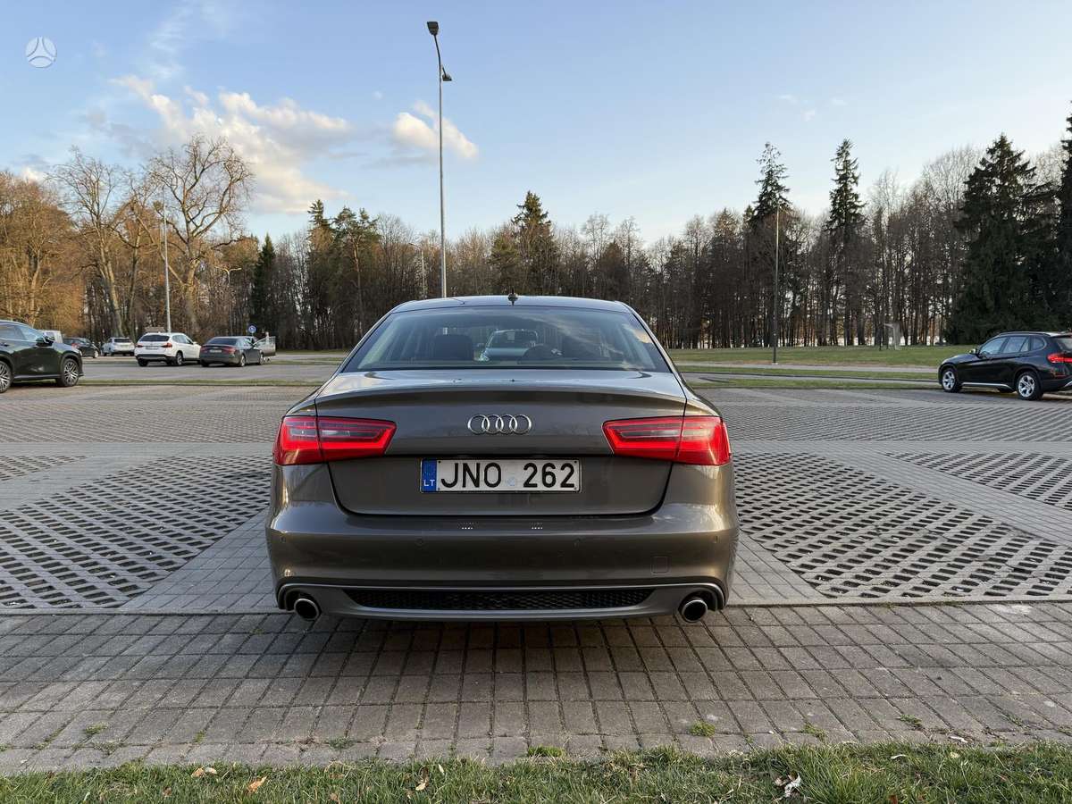 Audi A6, 3.0 l., sedanas