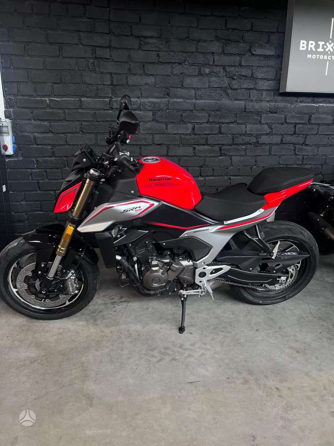 QJMOTOR SRK700 554cc, street / classic