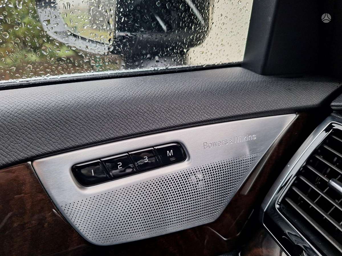 Volvo XC90 - 12