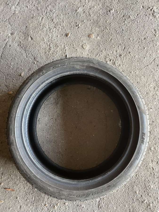 Pirelli PZero pz4 Elect, summer 245/40 R20