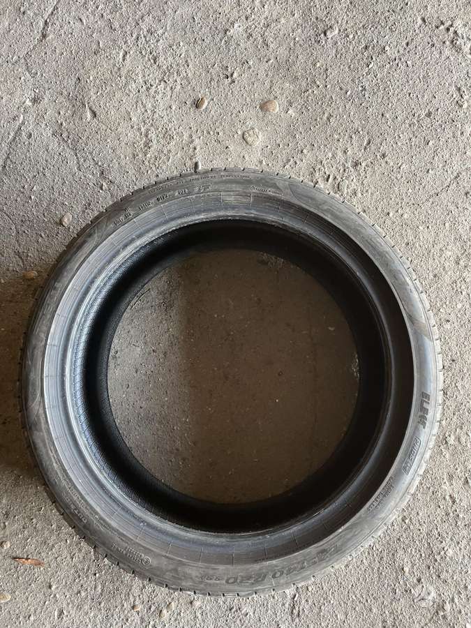 Pirelli PZero pz4 Elect, vasarinės 245/40 R20