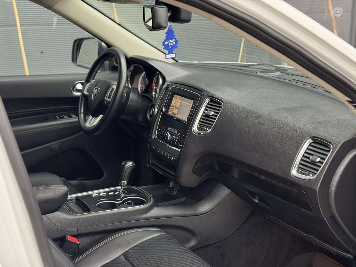 Dodge Durango, 3.6 l., off-road / crossover