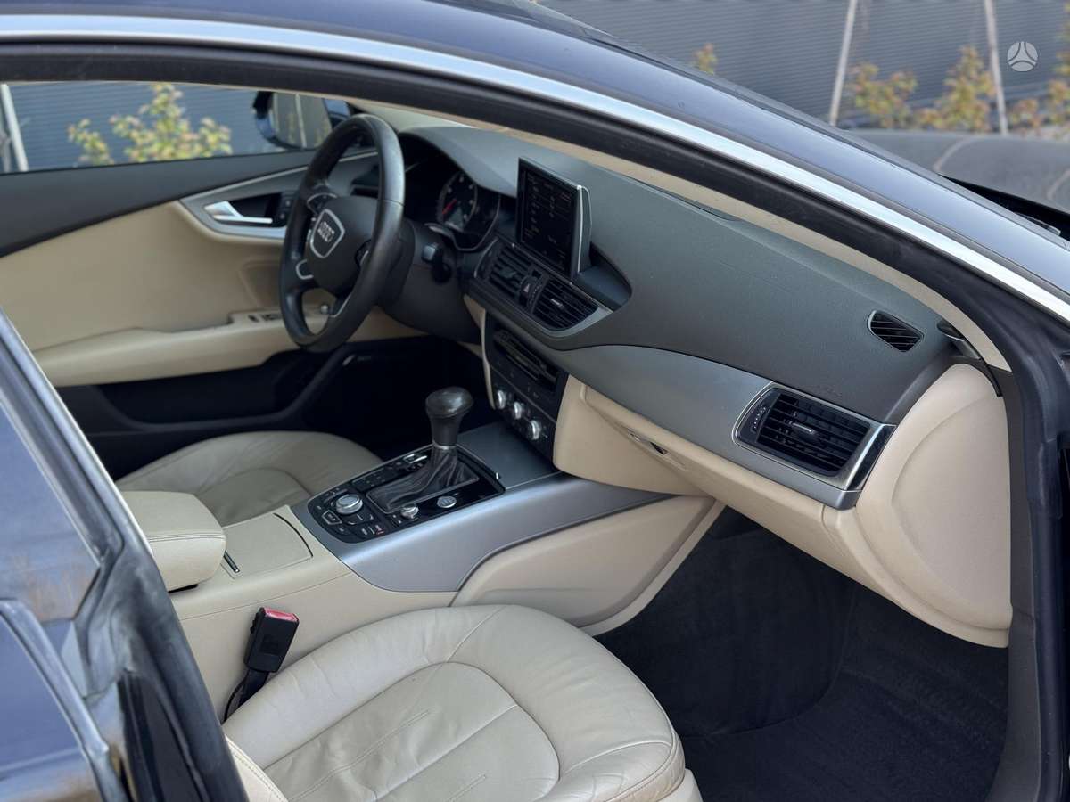 Audi A7, 3.0 l., hatchback