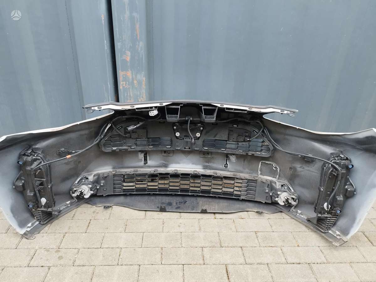 Toyota Yaris Cross Be defektų