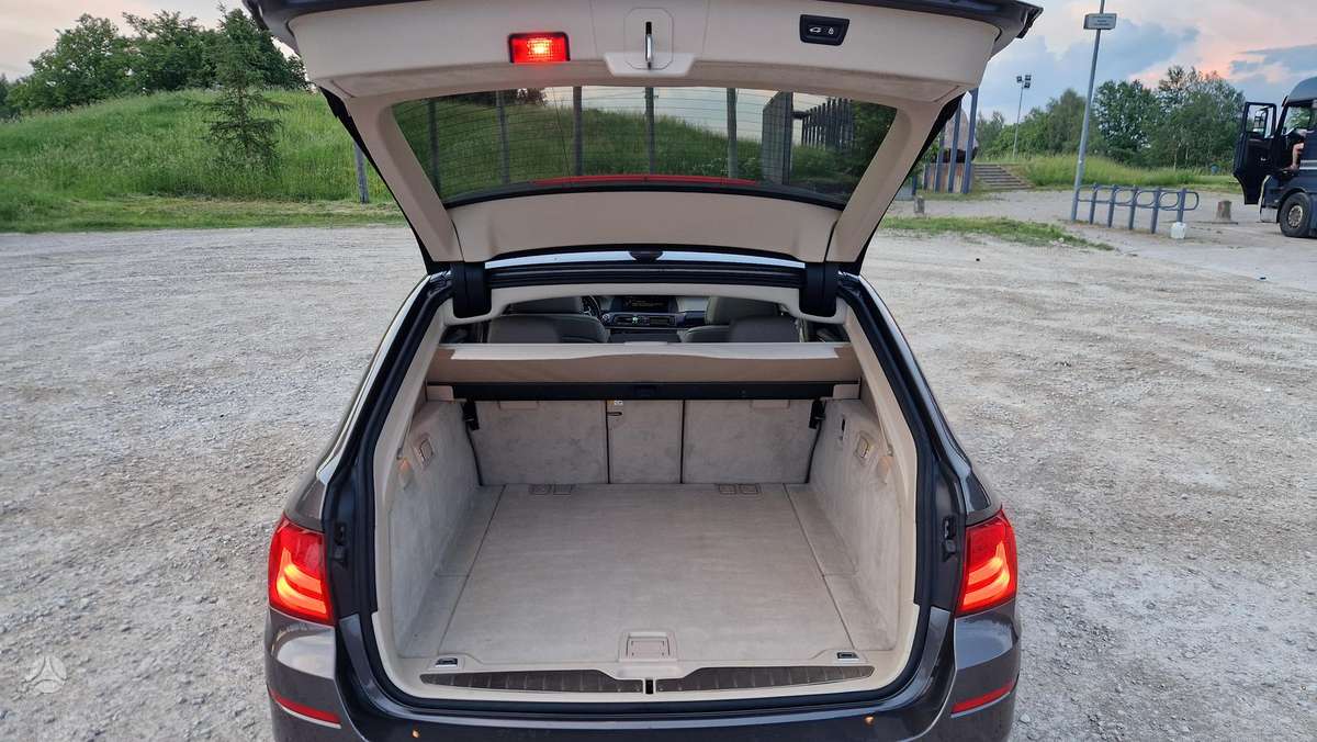 BMW 535, 3.0 l., universalas