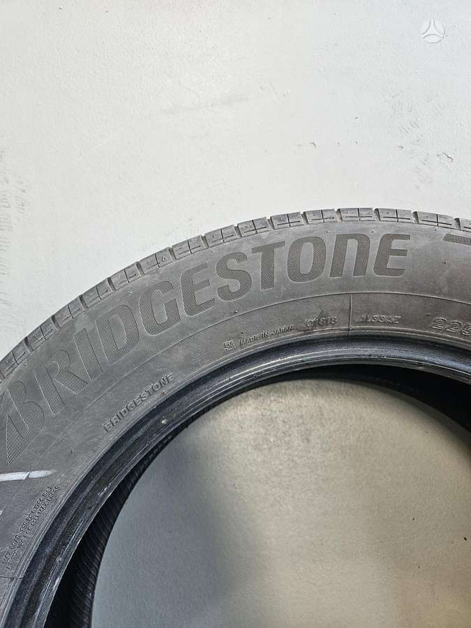 Bridgestone, vasarinės 225/60 R18
