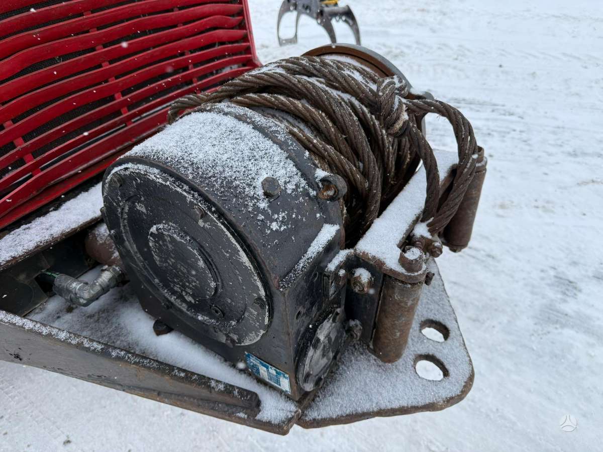 Valmet 840.1 with winch, форвардеры