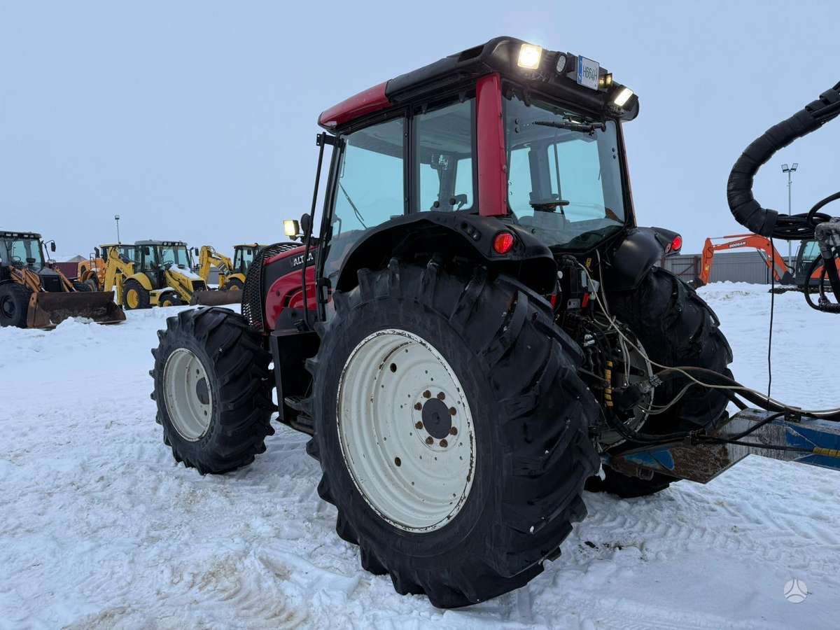 Valtra N121H + Vreten 1400 HydroDrive, форвардеры