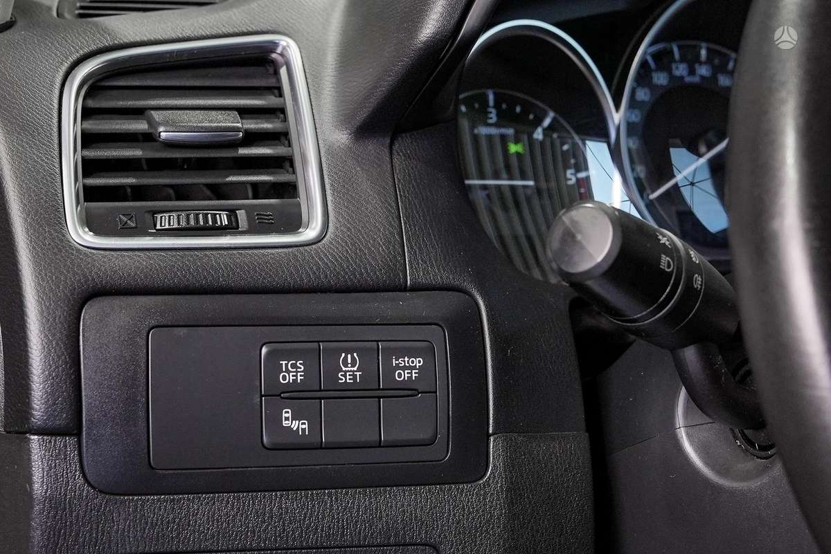 Mazda CX-5, 2.2 l., Внедорожник / Кроссовер