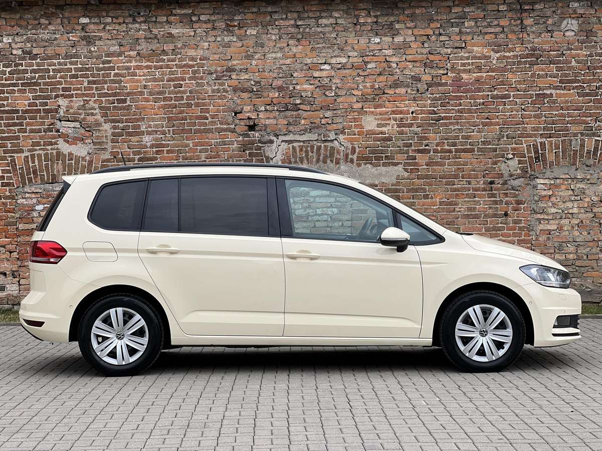 Volkswagen Touran - 6