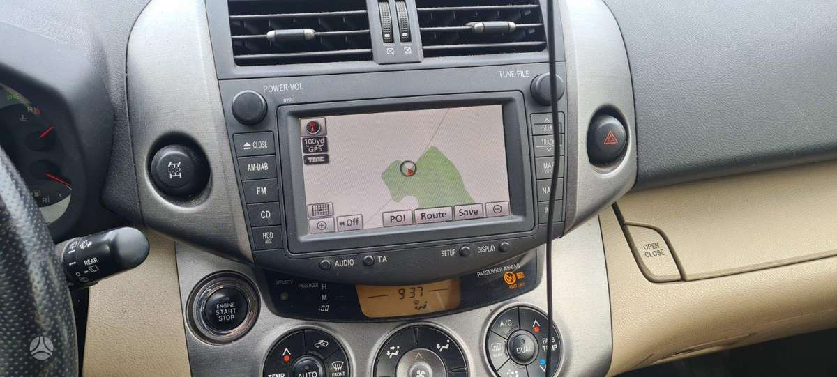 Toyota RAV4 - 7