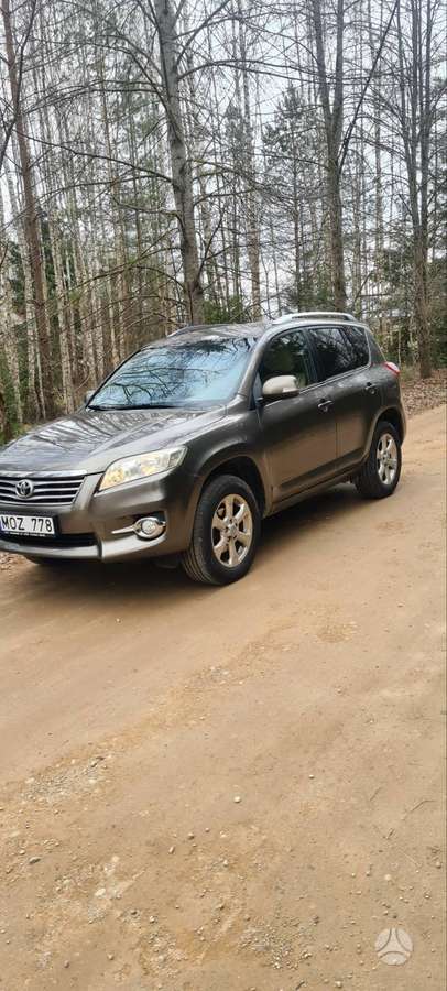 Toyota RAV4 - 2