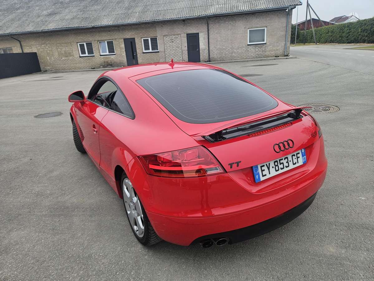 Audi TT, 2.0 l., Хэтчбек