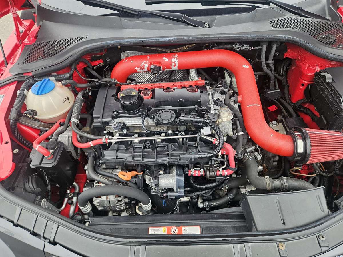 Audi TT, 2.0 l., Хэтчбек