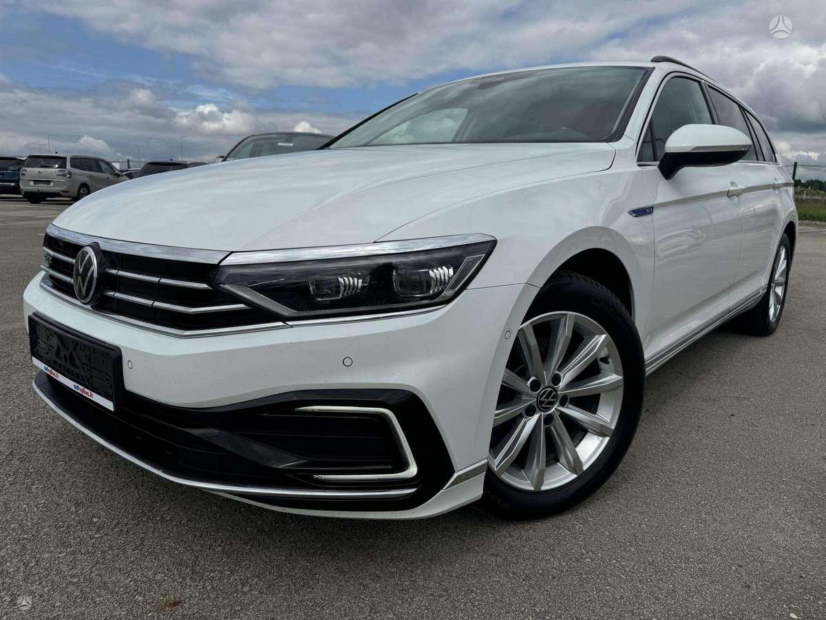 Volkswagen Passat - 3