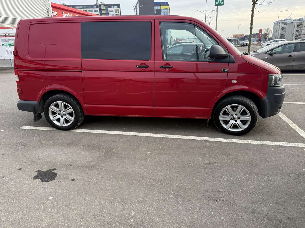 Volkswagen Transporter - 3