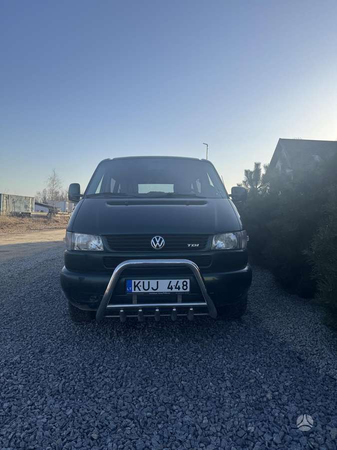 Volkswagen Multivan - 2