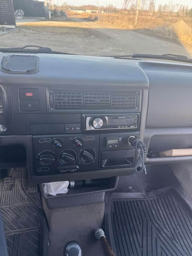 Volkswagen Multivan - 5