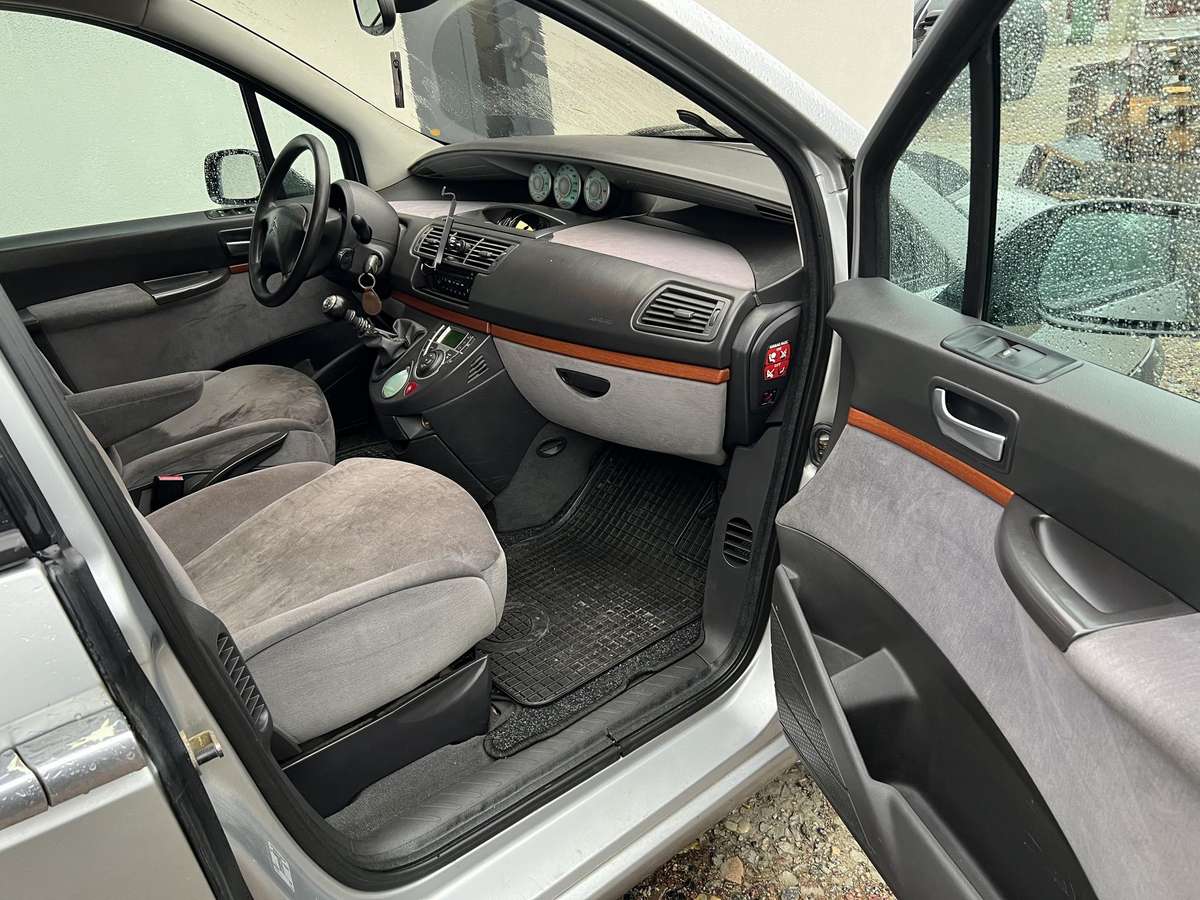 Citroen C8, 2.2 l., Минивэн