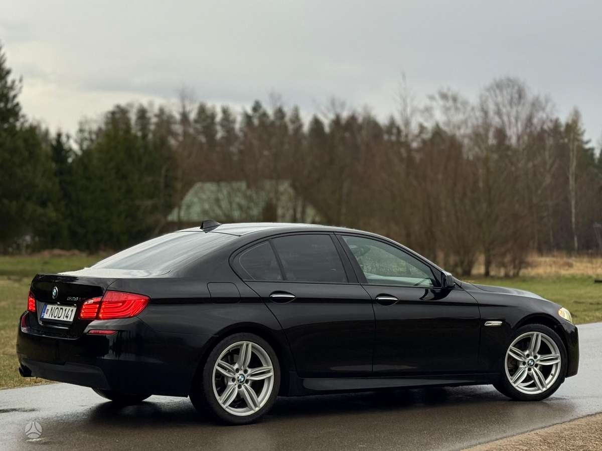 BMW 528, 2.0 l., Седан