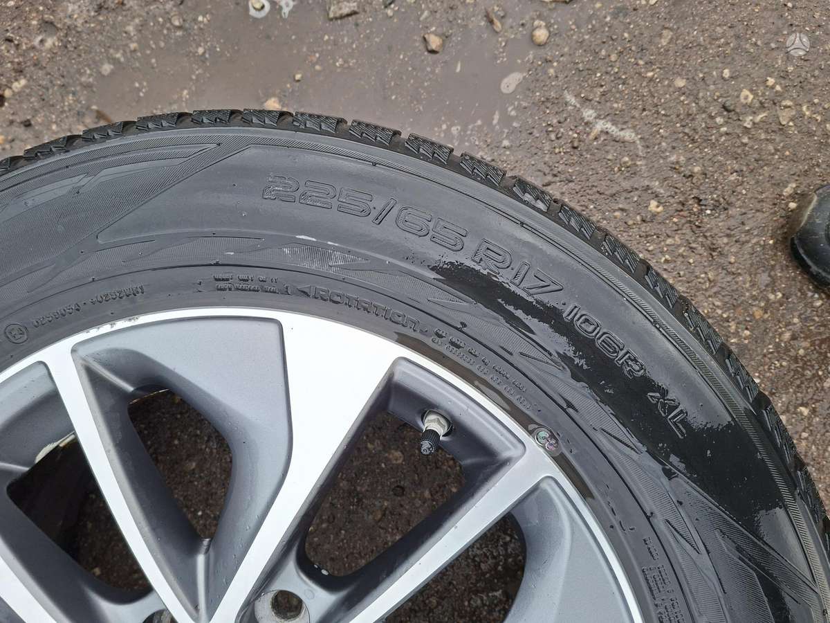 Toyota ET39, light alloy, R17