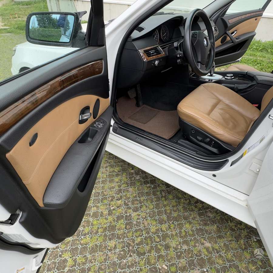 BMW 535, 3.0 l., Седан