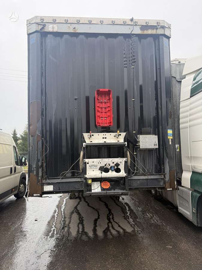 Krone MEGA 100 M3, curtain / tarpaulin