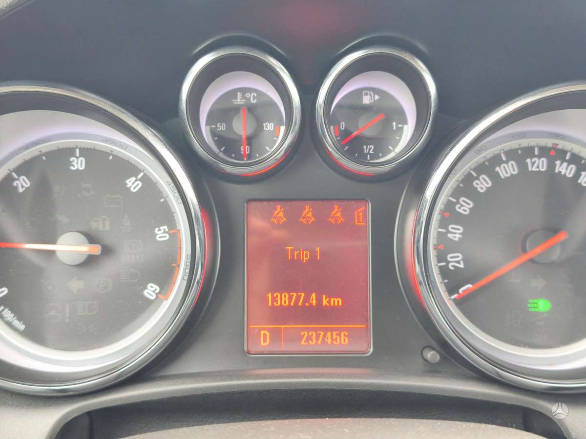 Opel Astra, 2.0 l., Хэтчбек