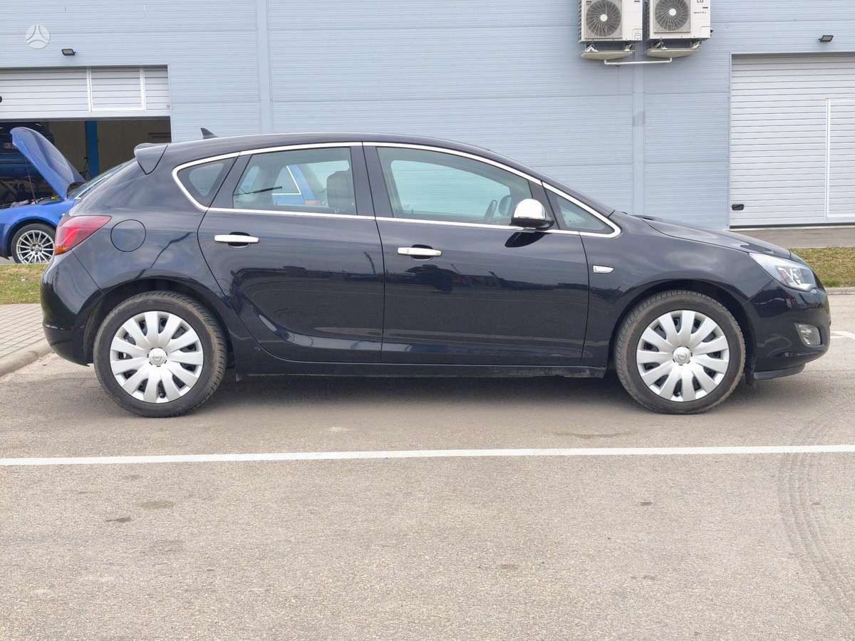 Opel Astra, 2.0 l., hatchback