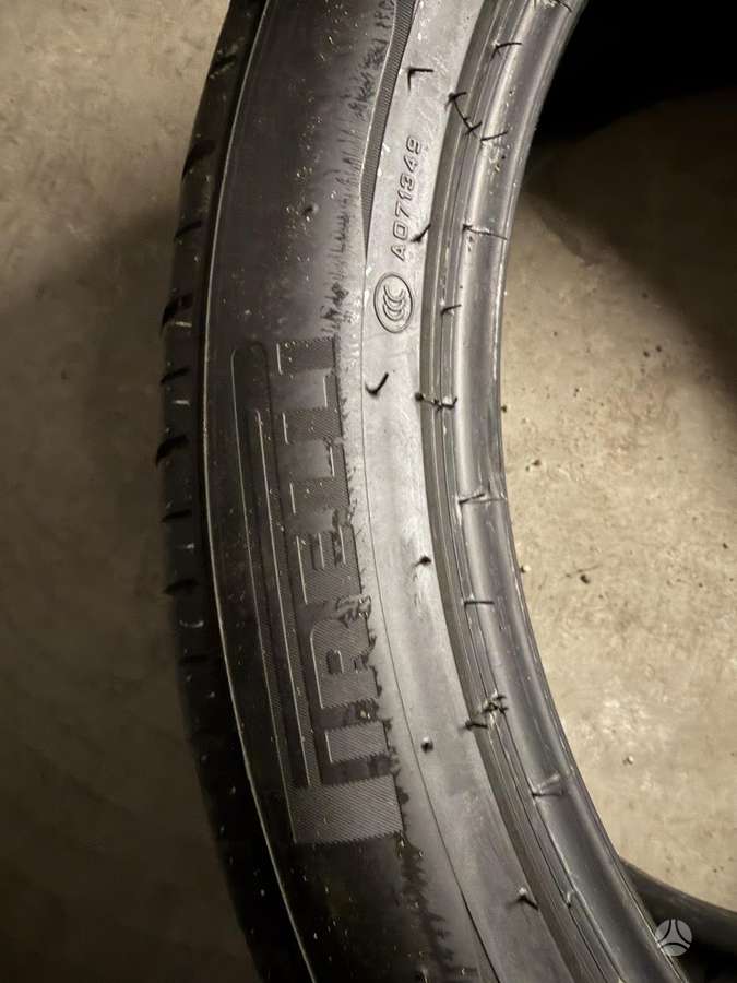 Pirelli P ZERO, summer 325/35 R22