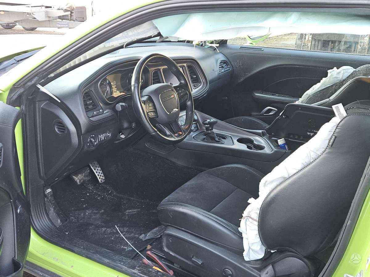 Dodge Challenger 4x4 rida 33301 myliu engine code erb gearbox code dft 850r