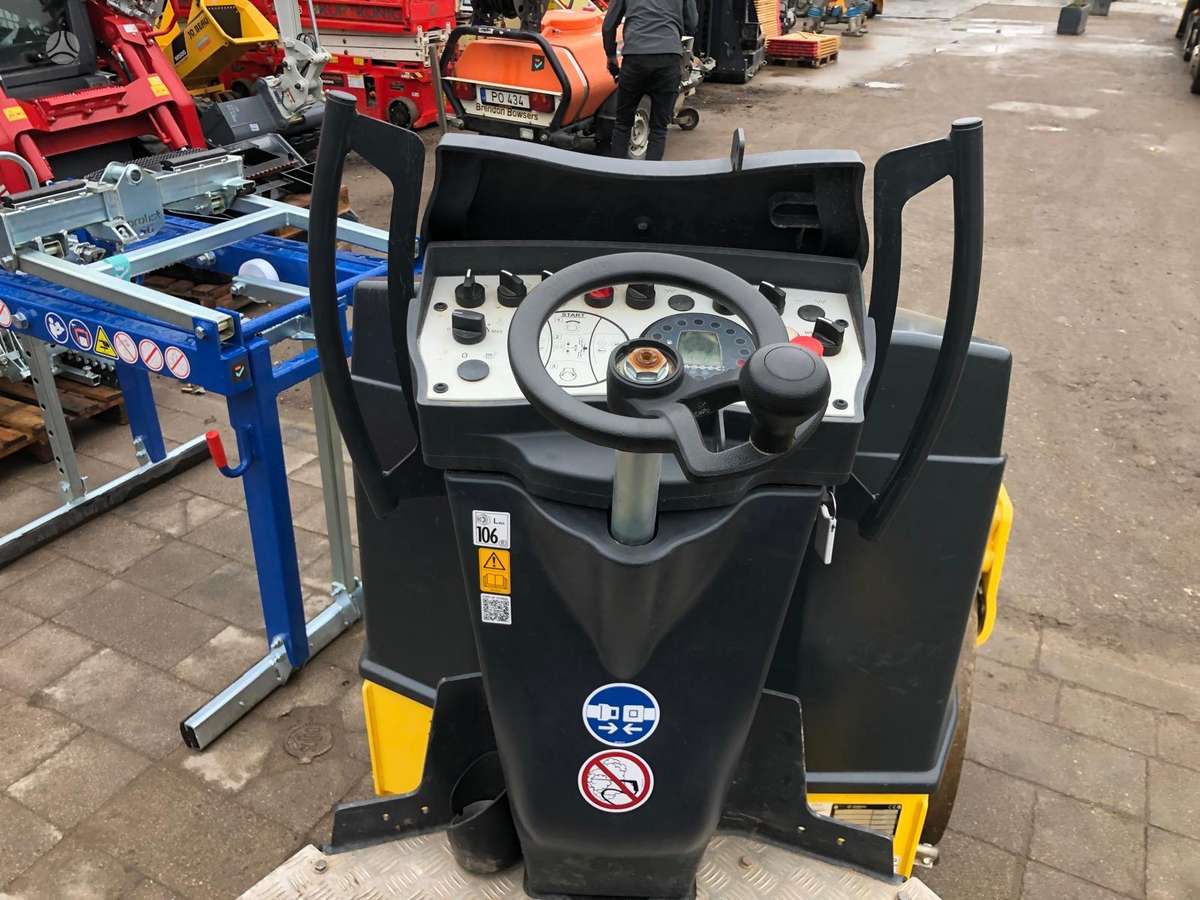 Bomag BW 120 AD-5, вибромашины