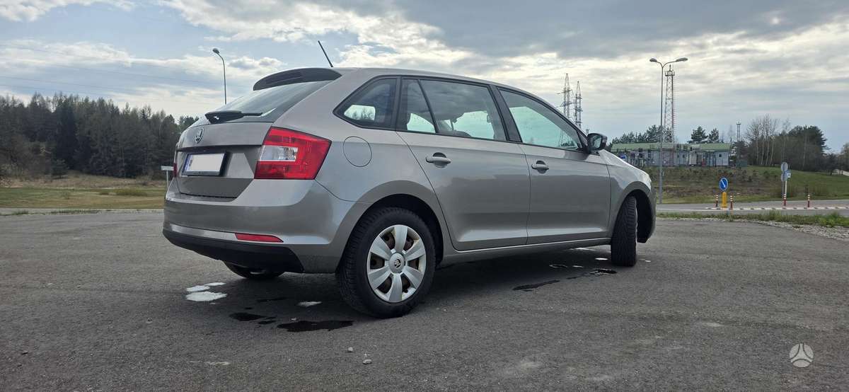 Skoda Rapid, 1.2 l., Хэтчбек