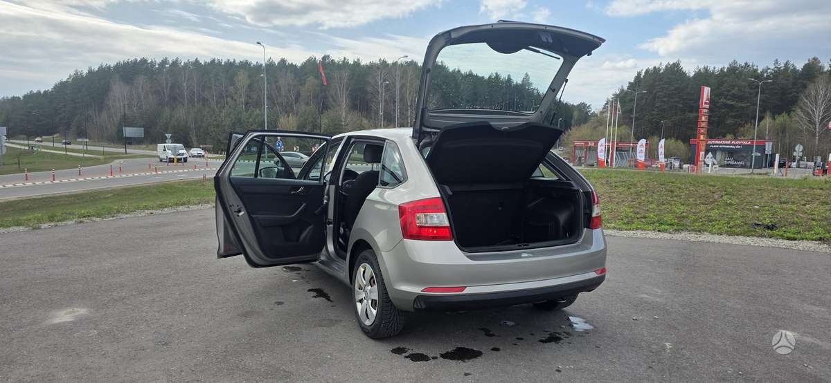 Skoda Rapid, 1.2 l., Хэтчбек