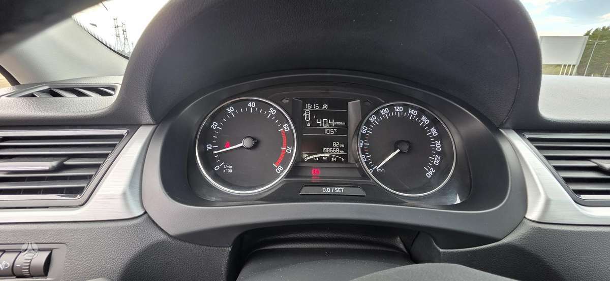 Skoda Rapid, 1.2 l., Хэтчбек