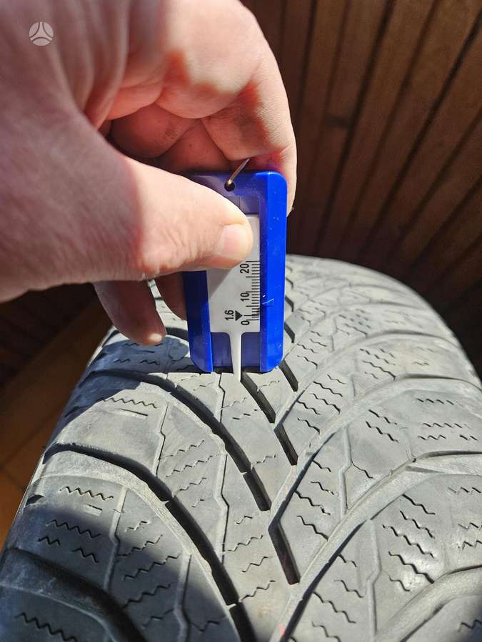 Firestone WINTERHAWK 4, зимние 175/65 R15