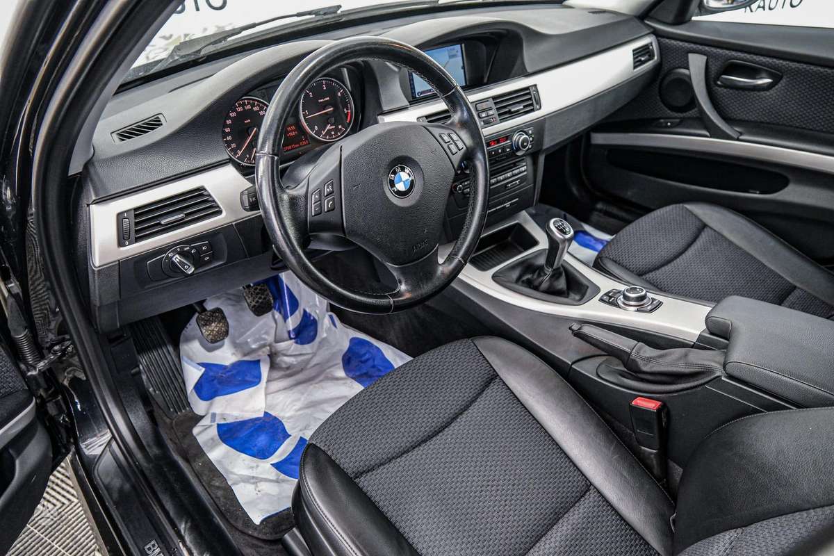 BMW 320, 2.0 l., Универсал
