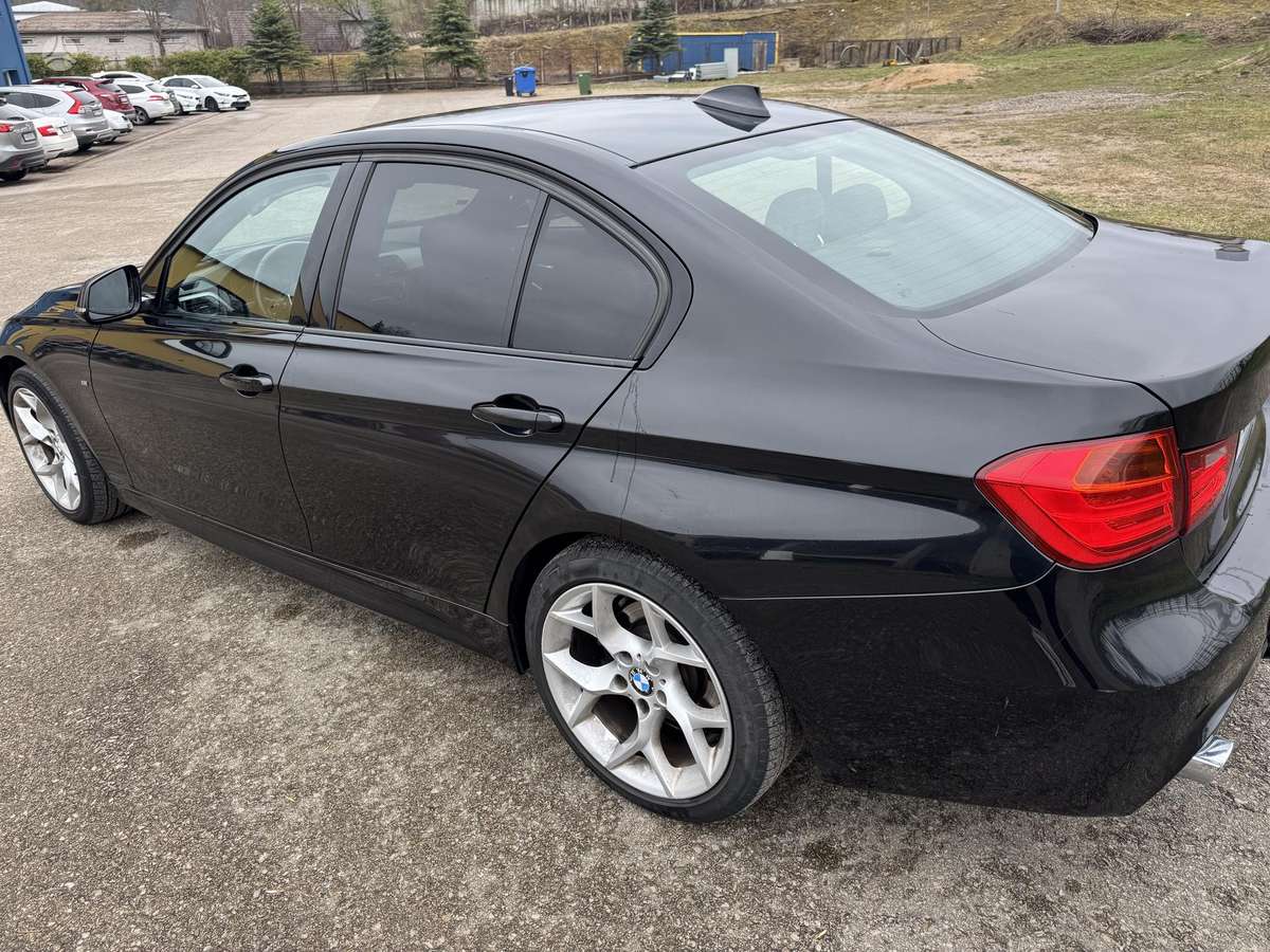 BMW 320, 2.0 l., Седан