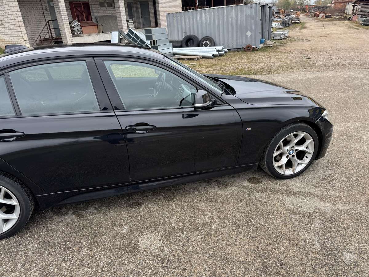 BMW 320, 2.0 l., Седан