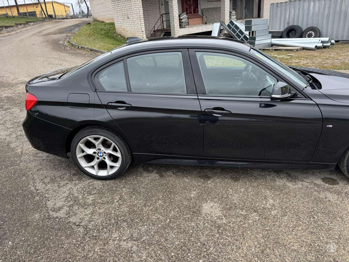 BMW 320, 2.0 l., Седан