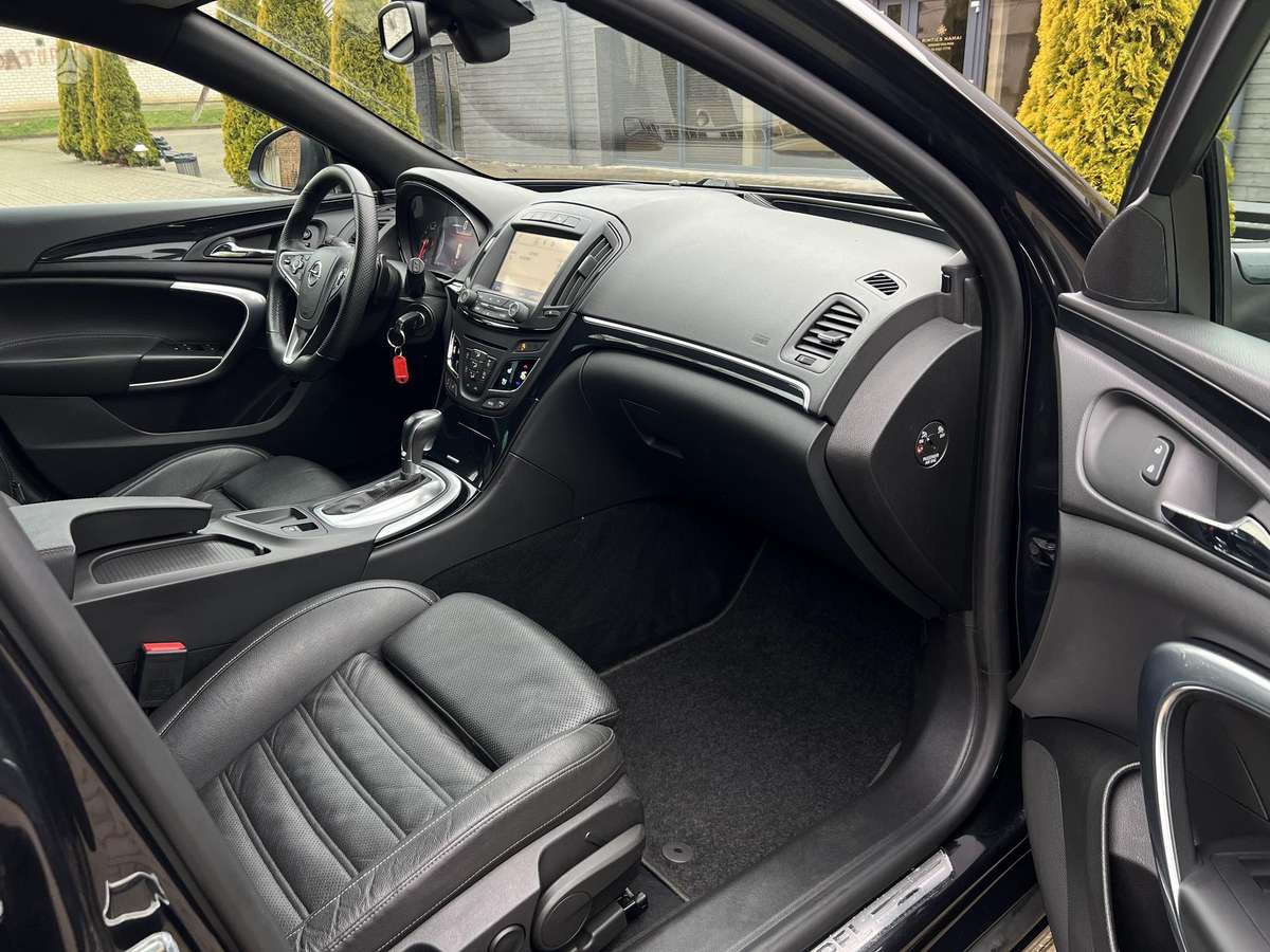 Opel Insignia, 2.0 l., Универсал