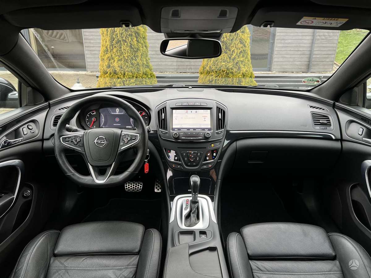 Opel Insignia, 2.0 l., Универсал