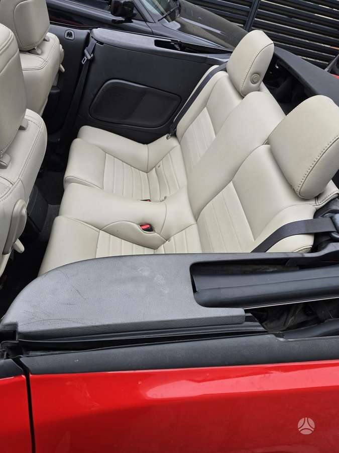 Ford Mustang, 3.7 l., Кабриолет
